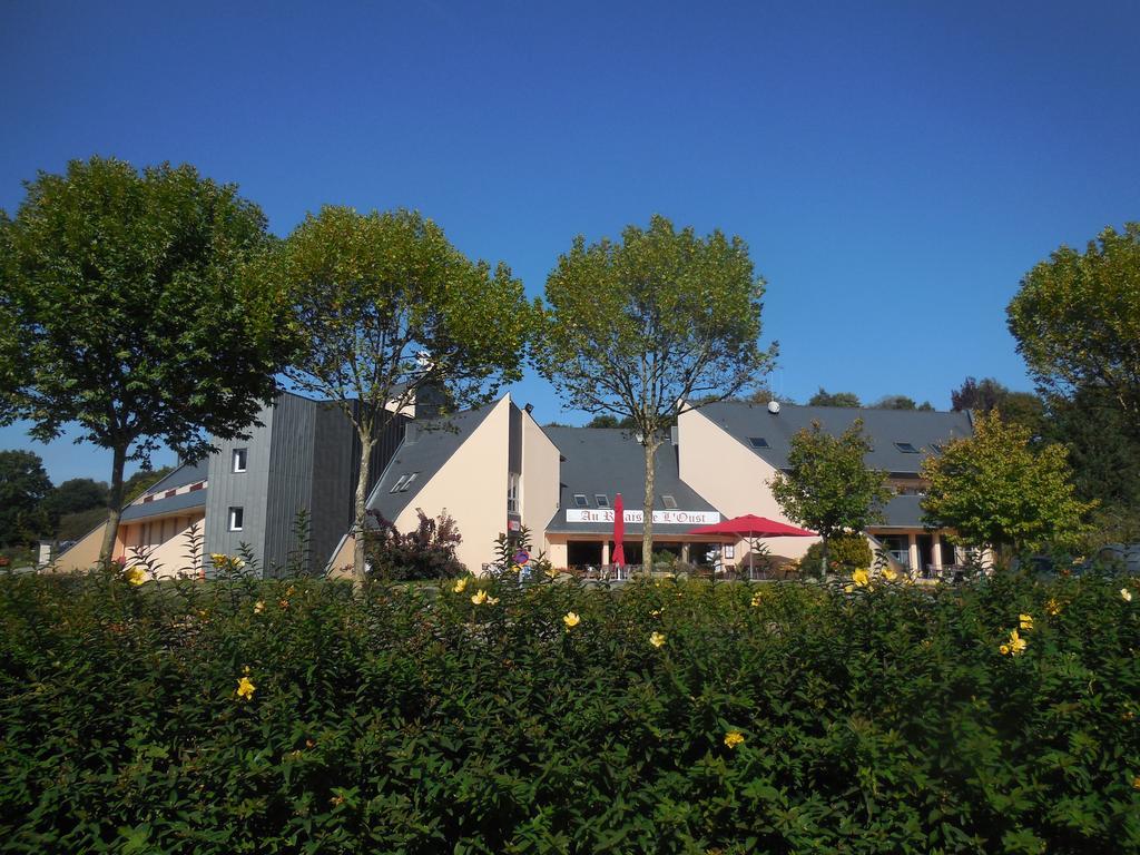 Hotel Au Relais De L'Oust Lanouée Camera foto